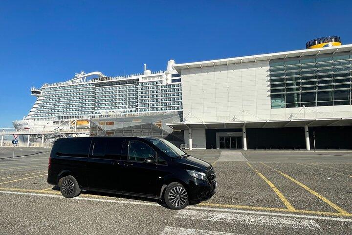 Transfert privé de Rome Fiumicino au port de Civitavecchia et vice versa