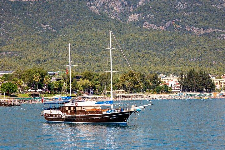 Relajante viaje en barco a Phaselis Bay desde Belek