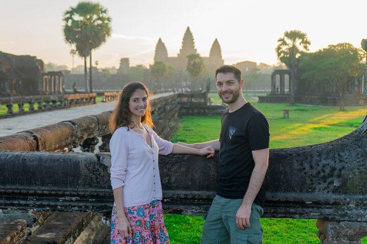 Angkor Sunrise Vespa Tour / Tuk Tuk or Car