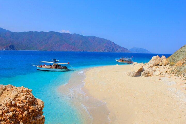 Bootsfahrt zur Insel Suluada ab Antalya mit Mittagessen