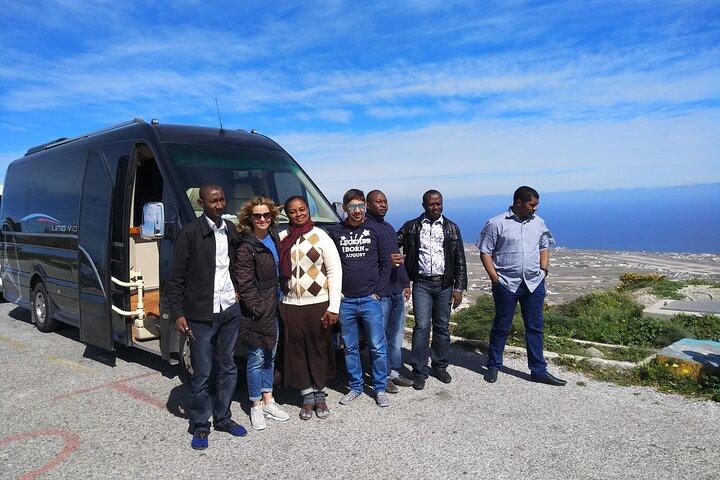 Tour privado de día completo a Santorini