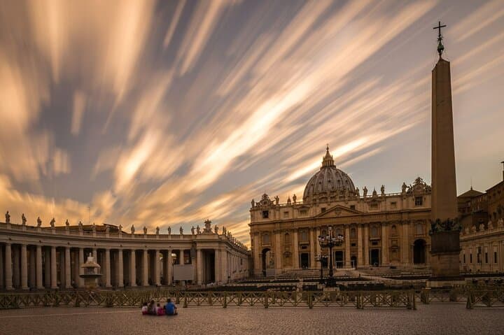 Vatican Tour: Vatican Museums Sistine Chapel & St Peter Basilica