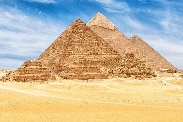 Dagstur till pyramiderna och det stora egyptiska museet