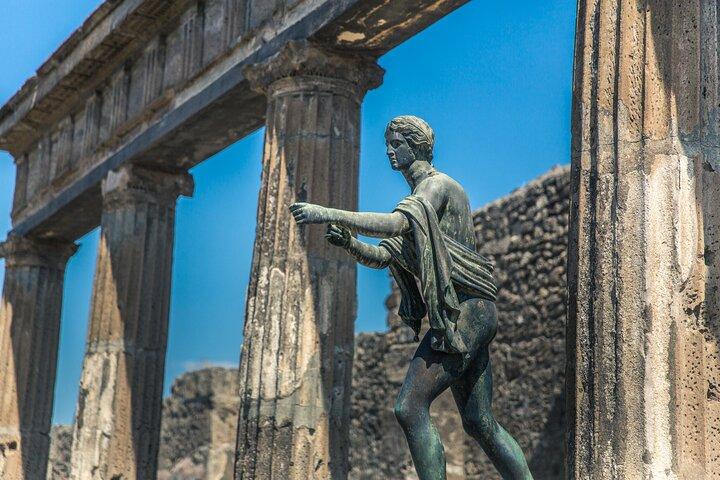 Skip-the-line Pompeii Guided Tour from Naples