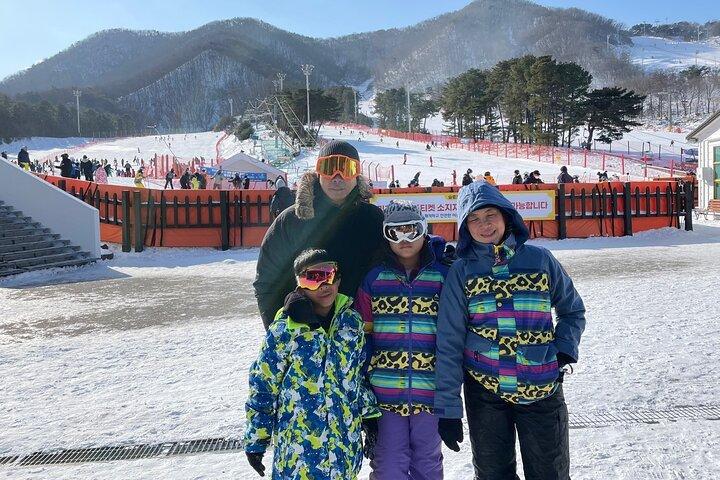 Jisan Ski Resort from Seoul by Shuttle(Opt Winter Skiing Package)