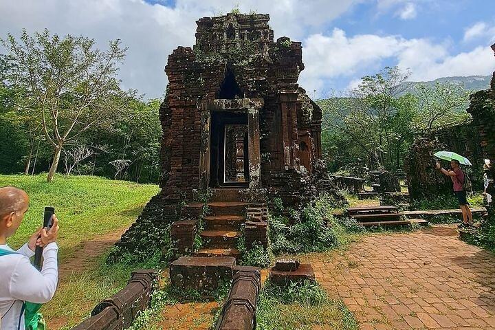Tour privati Tour gastronomici di My Son Sanctuary e Hoi An Walking Street