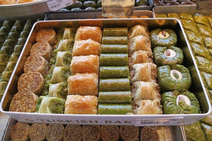 Full-Day Two Continents Food Private Guided Tour with Ferry Tickets
