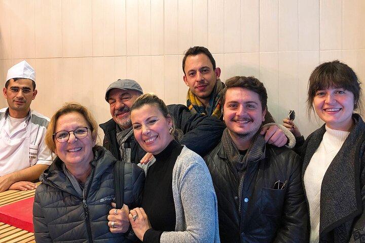 Full-Day Two Continents Food Private Guided Tour with Ferry Tickets