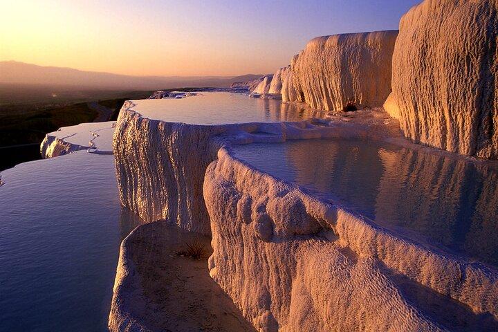 Kusadasi Full-Day Tour to Pamukkale History and Thermal Waters
