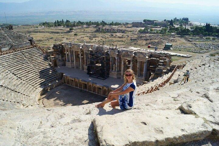 Kusadasi Full-Day Tour to Pamukkale History and Thermal Waters