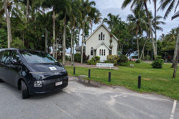 Privater Transfer vom Flughafen Cairns zum Hafen Douglas (einfache Fahrt).