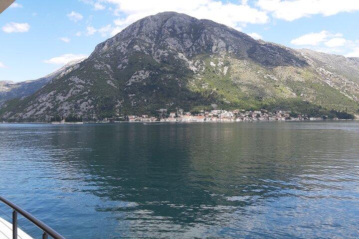 Laizy quartas-feiras Tour para Montenegro