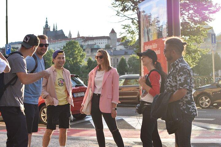 ONE PRAGUE TOUR : Old Town Road con comida checa & cerveza