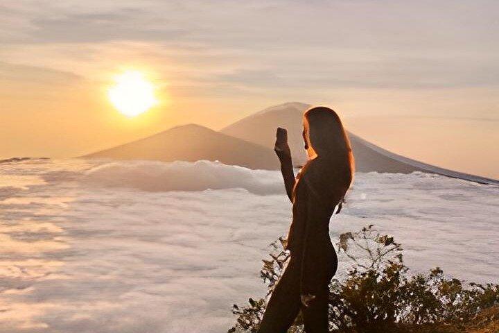 Monte Batur Sunrise Trekking con aguas termales naturales