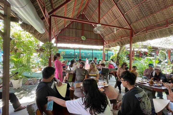 Tour di un'intera giornata nel delta del Mekong con ritiro nel distretto centrale 1