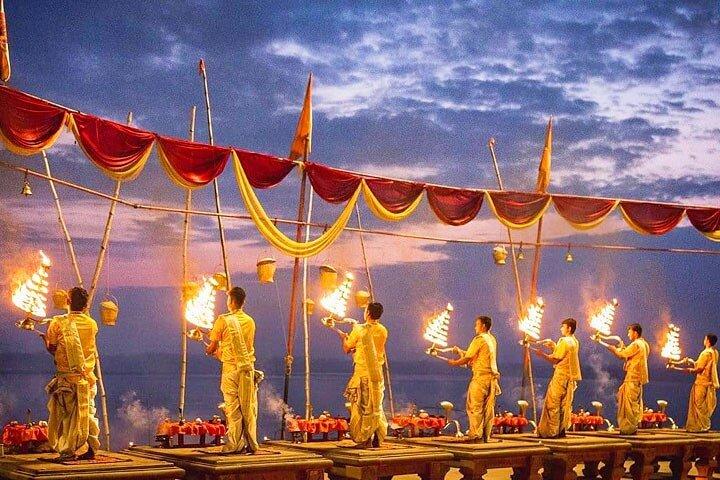 Full Day City Tour of Varanasi with Boat Ride and Evening Aarti Ceremony