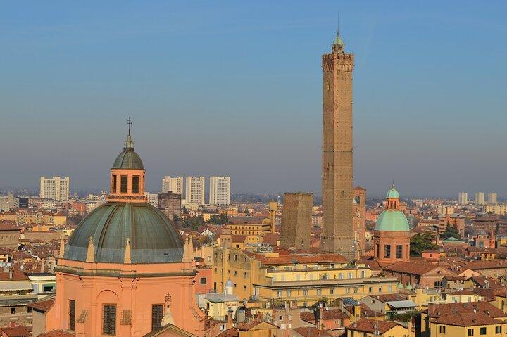 Privé directe transfer van Milaan naar Bologna