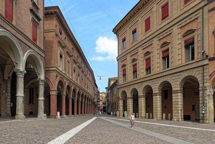 Privé directe transfer van Milaan naar Bologna