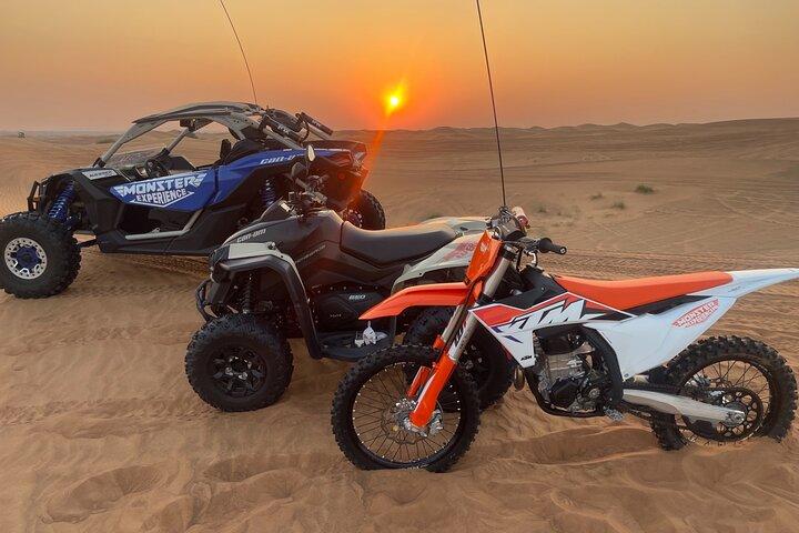 1 uur durende KTM 450CC crossmotor Desert Adventure Tours in Dubai