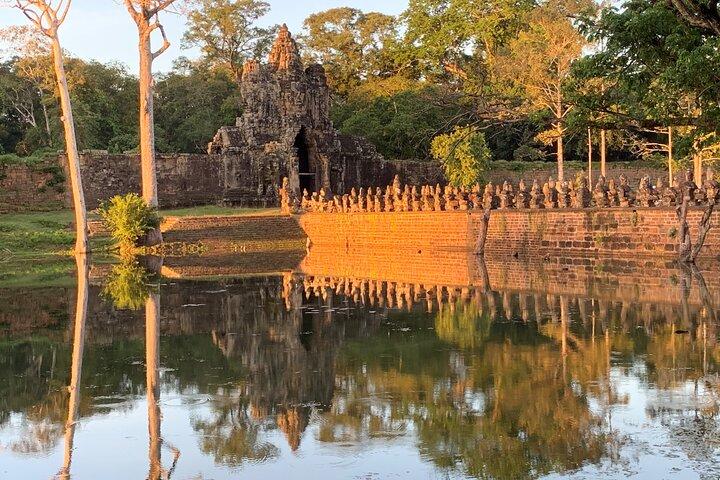Angkor Wat Small Circuit & Sunset Tour