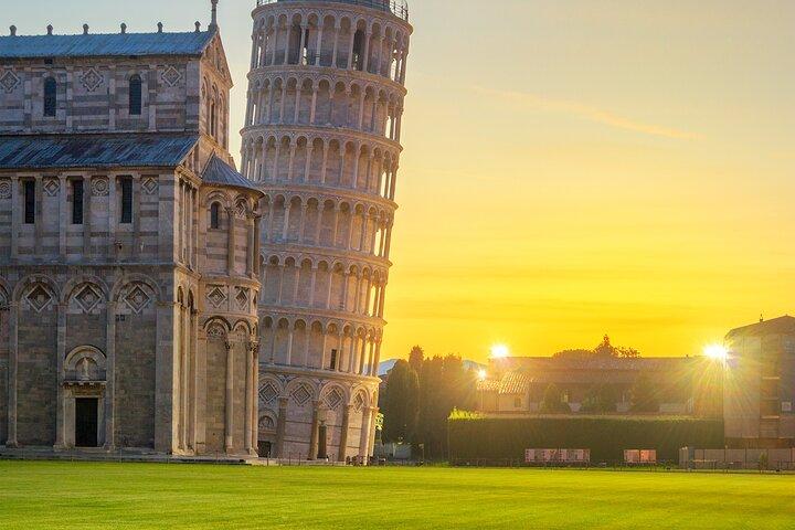 Privé wijntour door Pisa en Lucca vanuit Florence