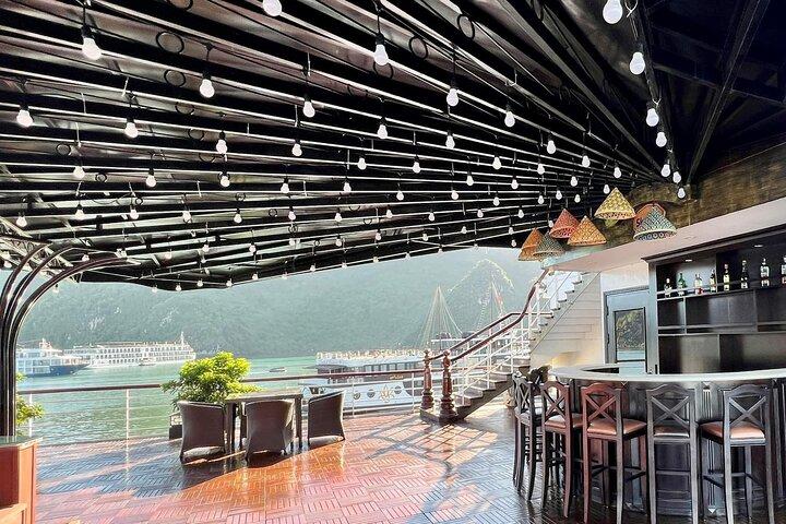Erina Cruise Lan Ha Bay Halong Bay 3 Tage 2 Nächte Abfahrt von der Altstadt von Hanoi