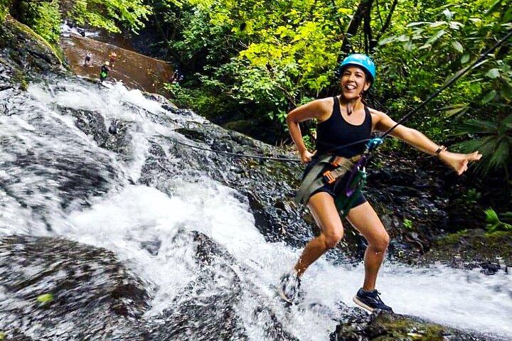 Pass journée complète Jaco Jungle Adventure Cinq en un avec déjeuner