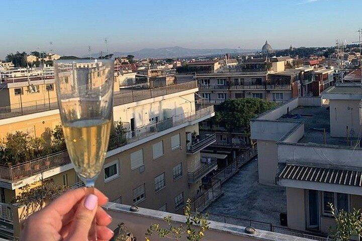 Cocina inspiradora en la terraza panorámica del chef romano