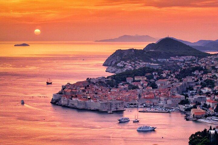 Gyllene timmens solnedgångskryssning från Dubrovniks gamla stadsdel