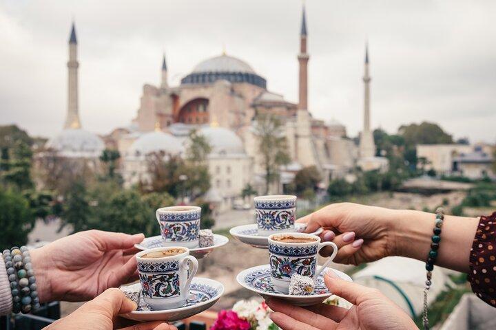 4 Hours Turkish Dining Experience in Istanbul