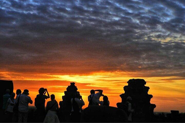 Tour di 1 giorno alla scoperta del tesoro infinito di Angkor con tramonto.