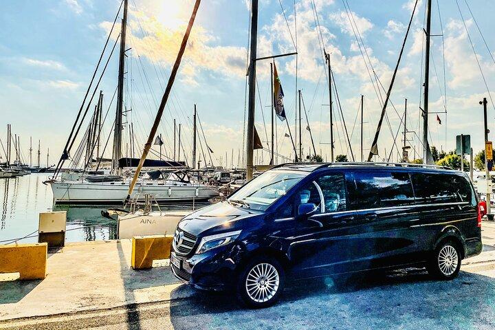 Transporte privado del aeropuerto de Atenas a los hoteles del centro de Atenas Viceversa