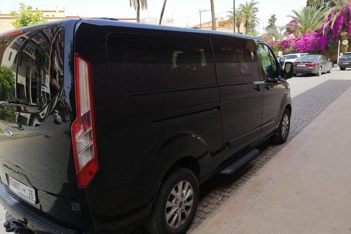 Private transfer from and to the airport