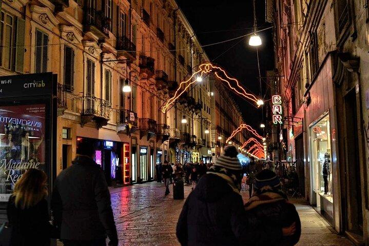 PRIVATE Tour durch das UNGEWÖHNLICHE und versteckte Turin für Neugierige