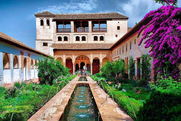 Tour La Alhambra y Granada
