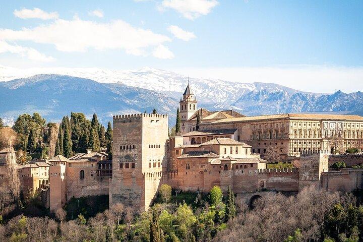 Tour La Alhambra y Granada