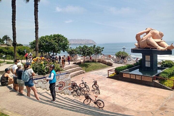 Bike Tour Lima | Giro lungo Miraflores & Barranco
