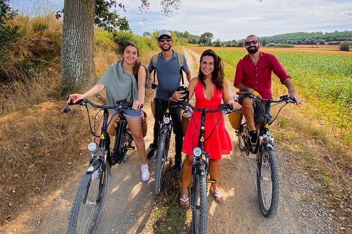 Heldags Costa Brava og E-Bikes guidet tur fra Barcelona