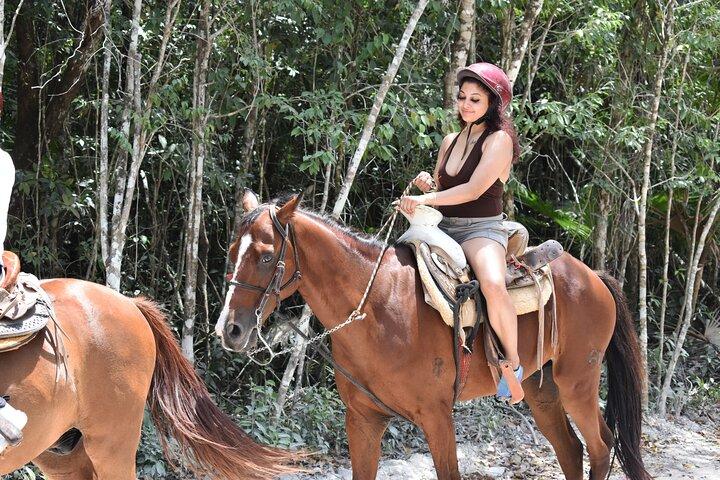 Paseos a caballo y ATV en Riviera Maya Jungla
