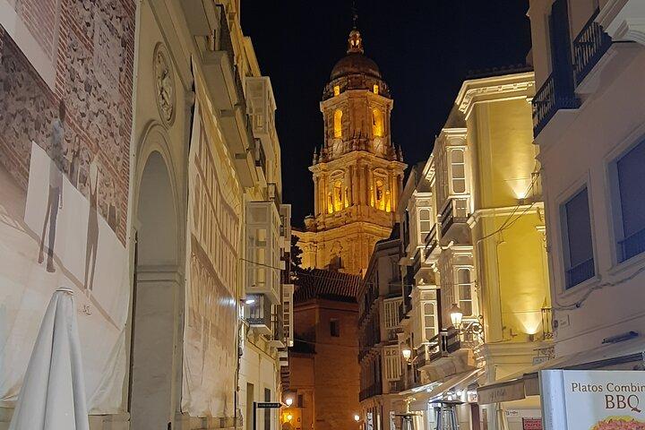 Mystisk Malaga Night Tour med privat guide