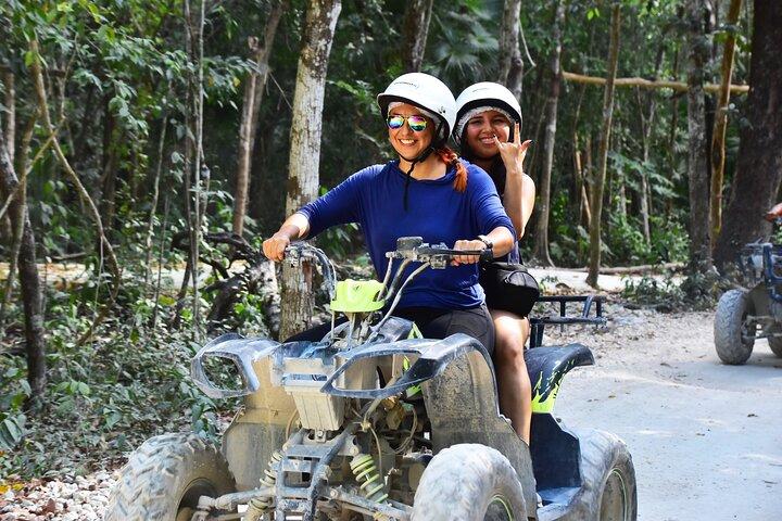 リビエラマヤジャングルの乗馬とATV