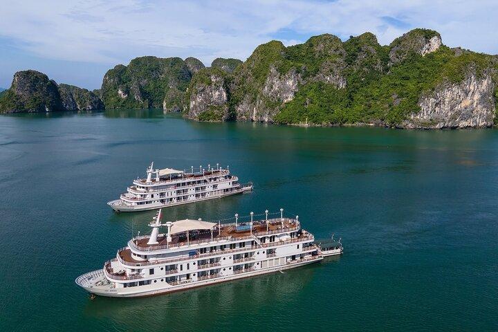 Crociera Paradise Elegance 2 giorni 1 notte Halong Bay Tour