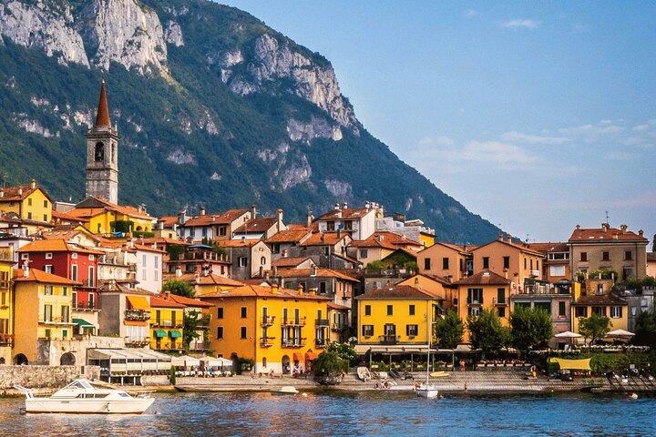 Excursion privée d'une journée à Bellagio et Varenna avec le château de Vezio