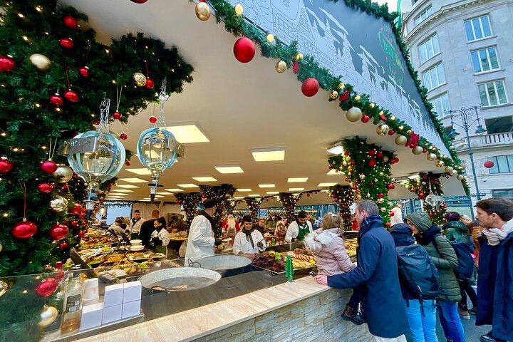 チムニー ケーキとグリュー ワイン付きのプライベート ブダペスト クリスマス マーケット ツアー