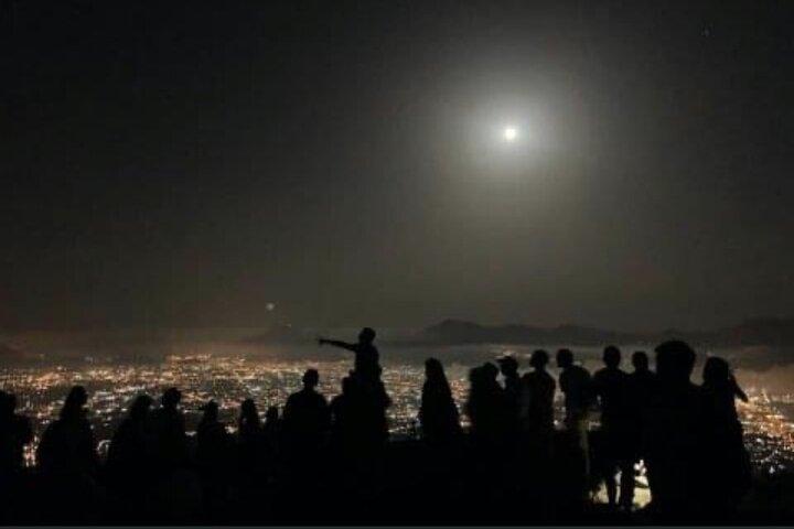 Itinéraire VESUVIUS BY NIGHT sans cratère avec des guides volcanologiques