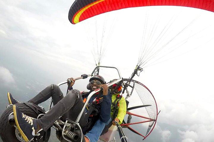 Cali Paragliding - 真のフライングセンセーションを感じて生きよう！