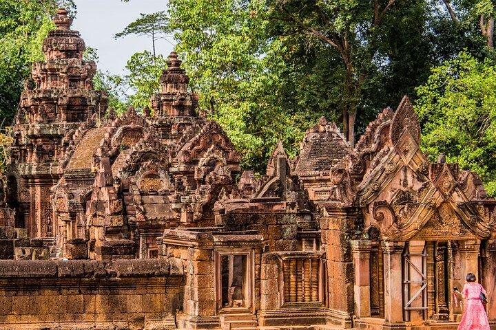 Banteay Srey、Beng mealea、Koh ker Templesグループツアー
