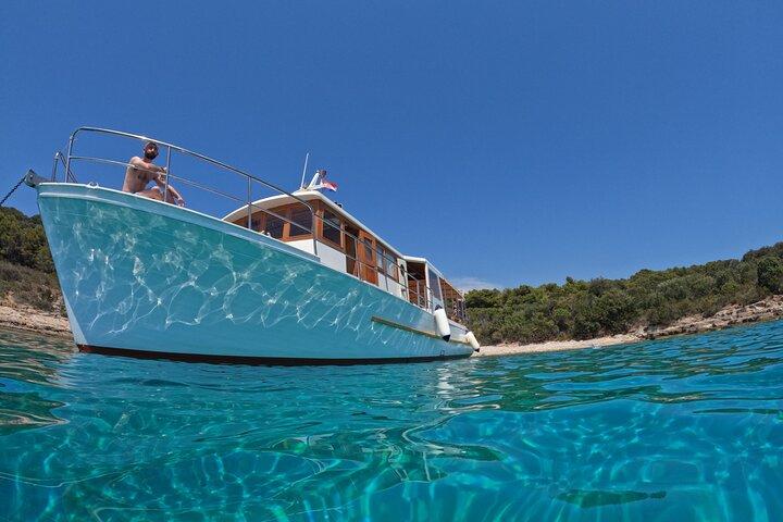 Boottocht bij Delfina Hvar