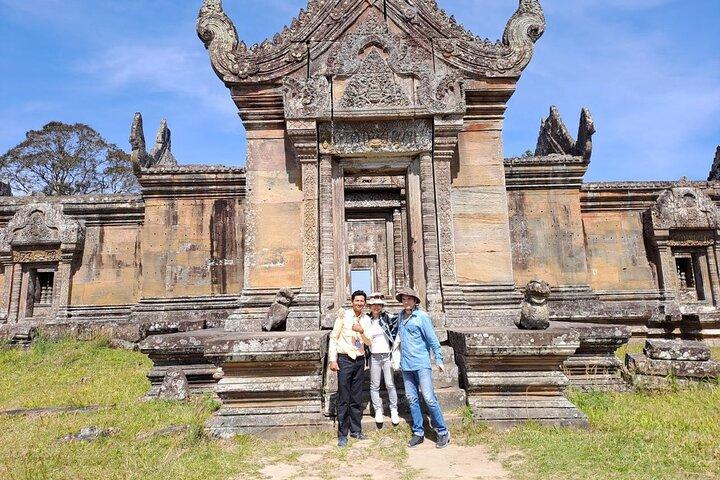 1日ベン・ミーレア島,ケル・ピラミッド島寺院とピーヴィヒア寺院