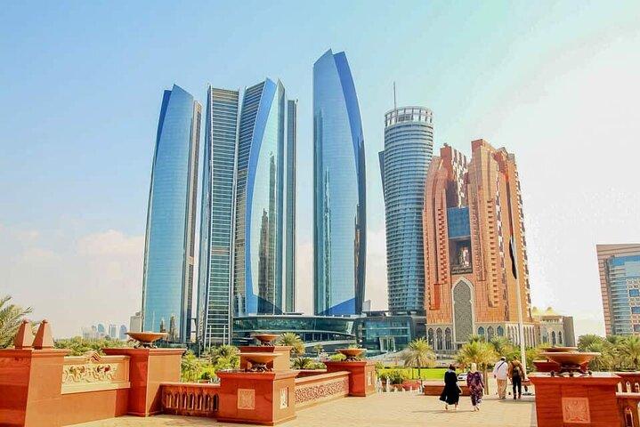 Private Abu Dhabi Stadtrundfahrt von Dubai mit Guide